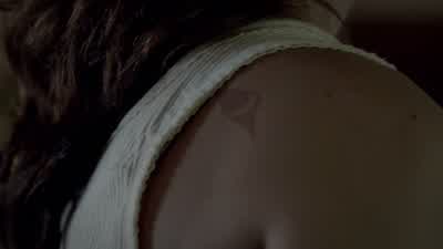 That's a unique birthmark. - The Originals