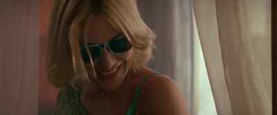 That's a very nice outfit. - True Romance