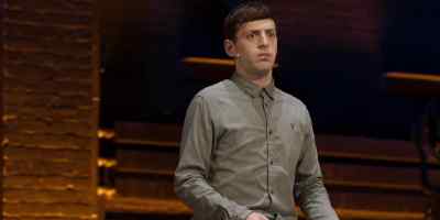 "That's absolutely-- - Alex Edelman: Just for Us