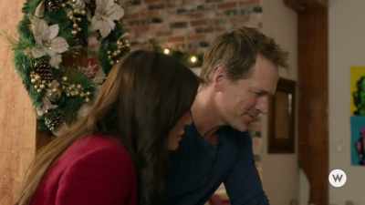 - That's actually a really good
idea. - Christmas CEO