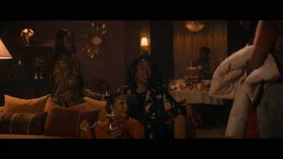 -That's amazing.
-Ugh, don't let these ladies - The Other Black Girl