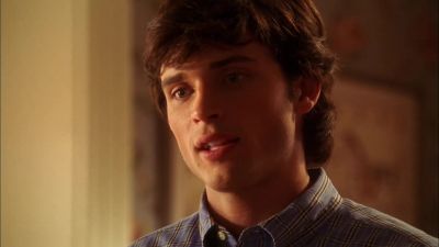 That's an interesting medal. - Smallville