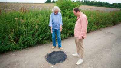 That's an old tyre in a pothole. - James May and the Dull Men