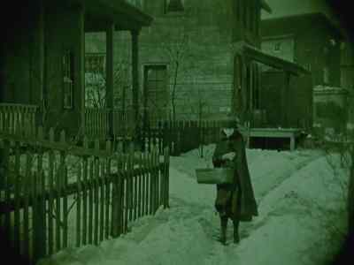 That's Anna Moor
lives down to Squire
Barlett's. - Way Down East
