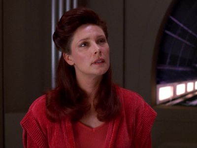 That's beautiful. What is it? - Star Trek: The Next Generation