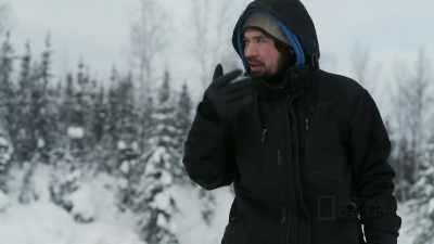 That's that beaver's
last breath, you know you'd, - Life Below Zero: First Alaskans
