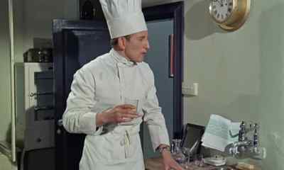That's better. - Carry on Cruising