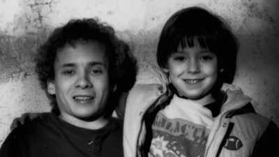 -That's Ed Gale
in a Chucky costume. - Doc of Chucky