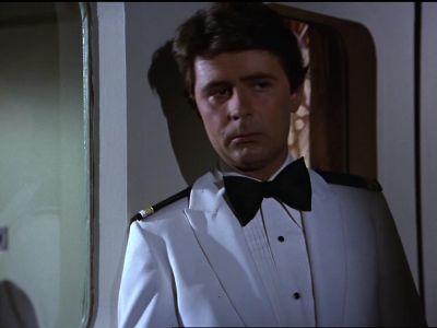 That's Elinor in
her dormant state. - The Love Boat