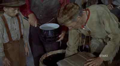 That's four. - The Oregon Trail
