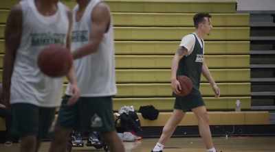 That's his frustration. He's thinking
it's something else. It's him. - Last Chance U: Basketball