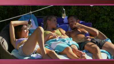 - That's good enough. Don't be greedy.
- [Zoie laughs] - Twin Love