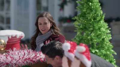 That's great because now
you can focus on the HOA - Haul Out the Holly: Lit Up