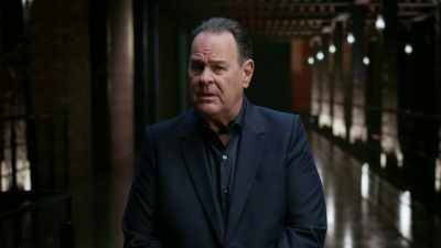 That's when he stumbles
on a small, glacial lake. - The UnBelievable with Dan Aykroyd