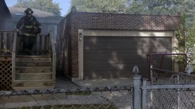 That's my house! - Chicago Fire