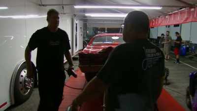 That's how you do it.
[laughs] - Street Outlaws No Prep Kings Team Attack