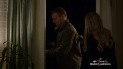 That's my husband, Rick. - Christmas Homecoming