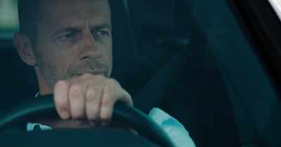 That's when I knew he was hiding. - Super League: The War for Football