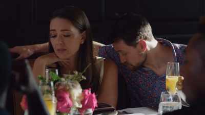 -That's interesting.
-Babe, boundaries go both ways. - The Plus One
