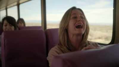 ‐ That's it, I can't do this anymore.
Stop the bus! - Dollface