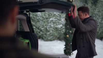 That's it. I'm going
to the restaurant, - Christmas on Cherry Lane