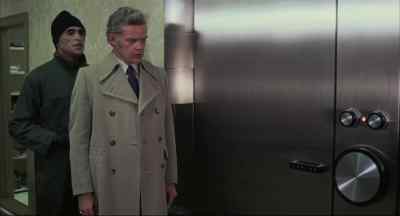 - That's it.
- Open it. - The Friends of Eddie Coyle