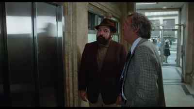 - That's it.
- Pretty cute usin' a doc. - The In Laws