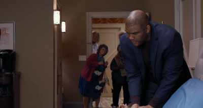 That's it! Rep your set, fool!
Rep your set, fool! - A Madea Family Funeral