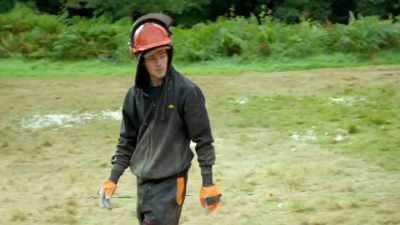 That's it. Stay clear for now, Bill. - Handmade: Britain's Best Woodworker