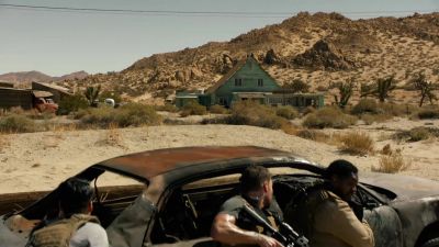 That's Joshua's car. - Lethal Weapon