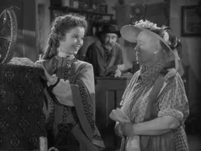 That's mighty pretty, Ma. - Fort Apache