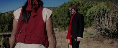 - That's mine.
- Can I borrow it? - Dead Man's Hand