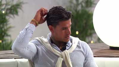 That's my‐‐
that was (INDISTINCT) - Love Island
