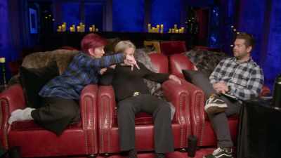 That's next episode.
[chuckles] - The Osbournes Want to Believe