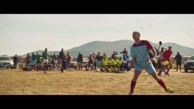 That's nice. Cloete kill them!
Finish them, boy. - The Queenstown Kings