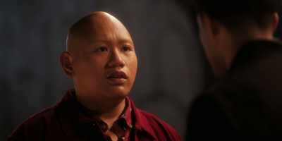 That's Nikki,
the vampire assassin-- - Reginald the Vampire
