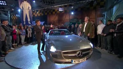 That's not a bad view, is it?
Marvellous. - Top Gear
