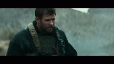 That's not a happy face. - 12 Strong