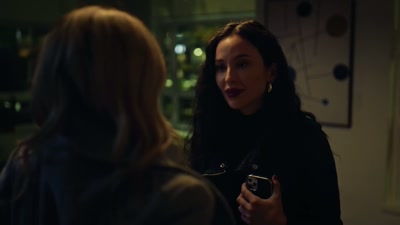 - That's not how
this works, jules. - The Pregnancy Scheme