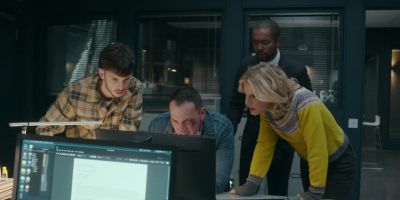 That's not Mike Laing. - Silent Witness