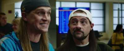 - That's not right.
- I used to call him lunch box, - Jay and Silent Bob Reboot