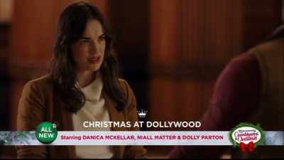 That's not true, I meant
for that to happen, - Christmas at the Plaza