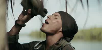 ♪ That's one, two Three, four, five ♪ ♪ I'm psychotic, Keyes's alive ♪ - Primitive War