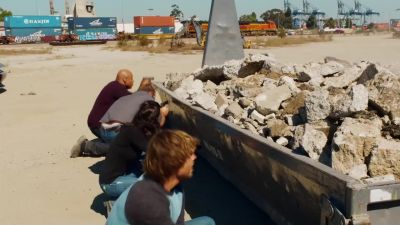    That's Palmer in the van! - NCIS: Los Angeles