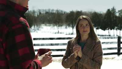 That's quite all right,
'cause they weren't. - Christmas at the Amish Bakery