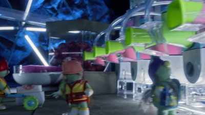 That's right. Bring that goo here. - Fraggle Rock: Back to the Rock