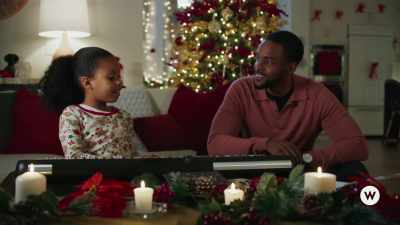 That's right, but it needed
a special, little girl, - Inventing the Christmas Prince