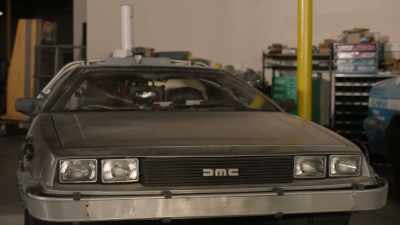 That's right,
ladies and gentlemen. - Expedition: Back To The Future