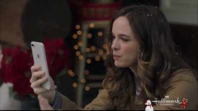 That's right. - Christmas Joy