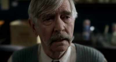 That's Shelley's stupid boyfriend Dazza. - Grandpa's Great Escape